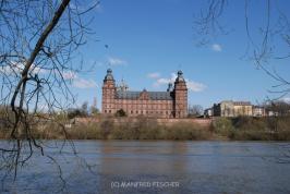 Schloss_Johannisburg_Aschaffenburg_0__1_.JPG